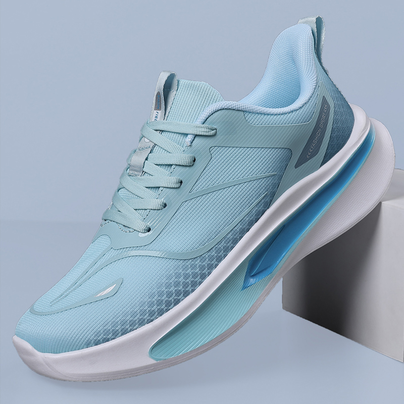 College Weekend Sneakers, Flex - Outdoor Sportsman Group บทวิจารณ์และราคา
